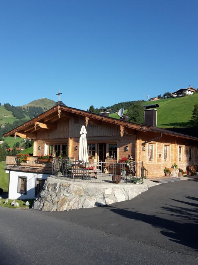 Bergpension-Ebental Бриксен-им-Тале Екстериор снимка