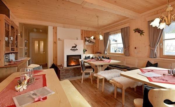 Bergpension-Ebental Бриксен-им-Тале Екстериор снимка