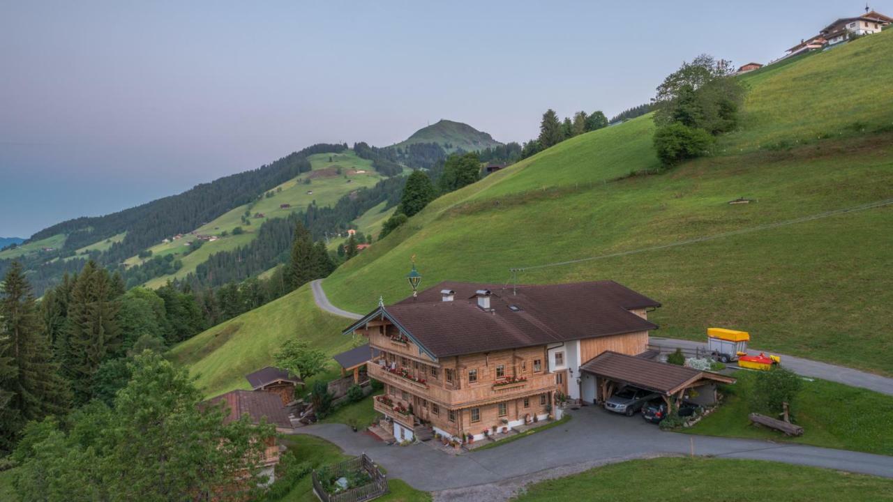 Bergpension-Ebental Бриксен-им-Тале Екстериор снимка