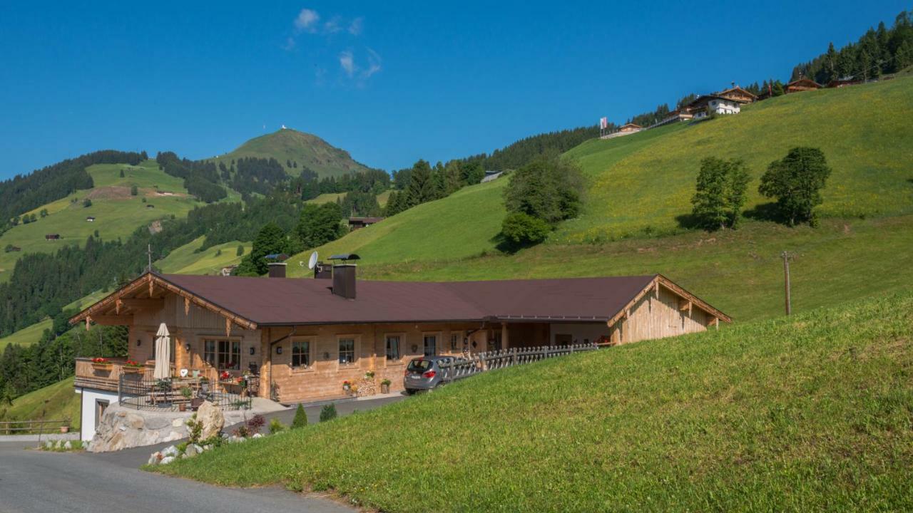 Bergpension-Ebental Бриксен-им-Тале Екстериор снимка